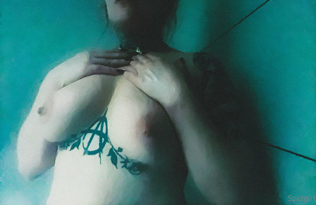 split girl porn model img