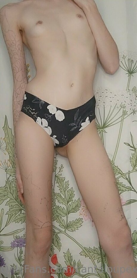 cantaloupexo model nude pics