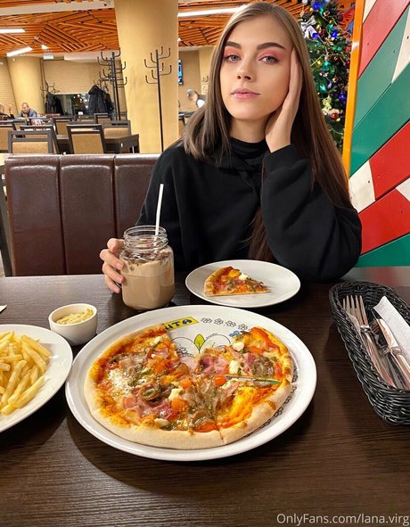 lana virg model nice pics