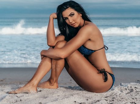 Billie Kay hd model photo