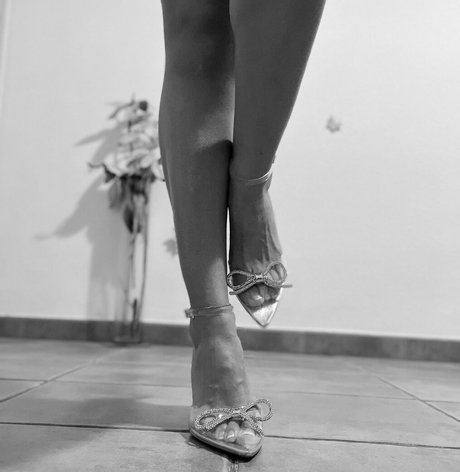 Silvana Vargas exclusive model pics