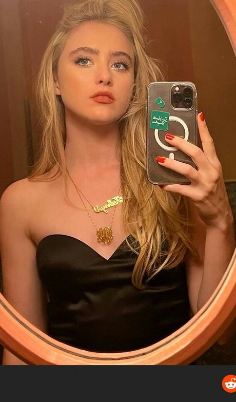 Kathryn Newton art actress img