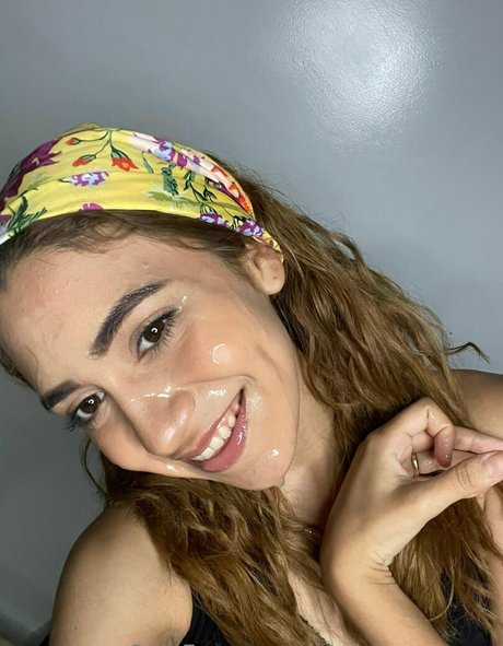 artemiscarmona model erotic img