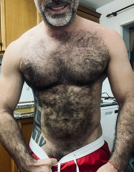 vinbarracafree pornographic model pic