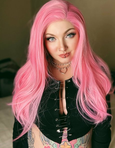 nayrusuicide star best pic