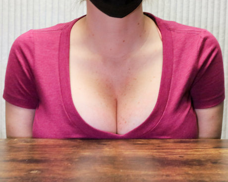 beautiful blonde onlyfans exclusive archive