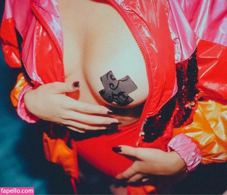 Anna Kisue pretty actress photo