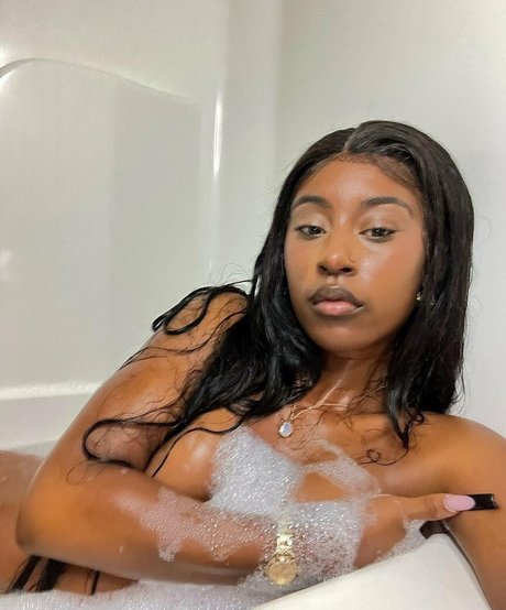 Rohilu pretty model gallery