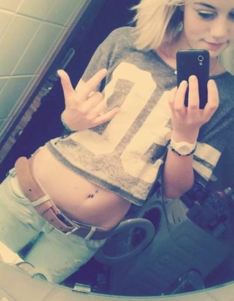 Gina gzuz pornographic actress img