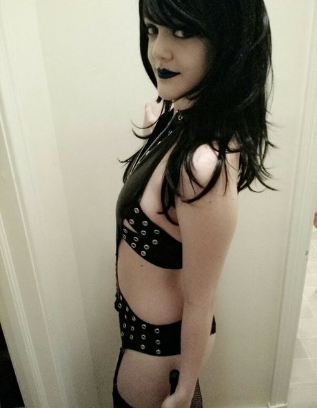 Mirthfulmollywhop model nude gallery