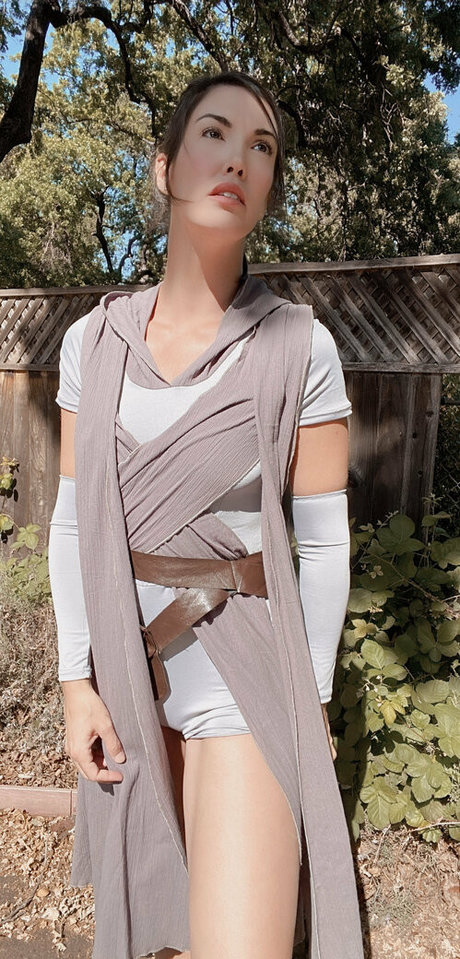 iamnotyoursub pretty actress photo