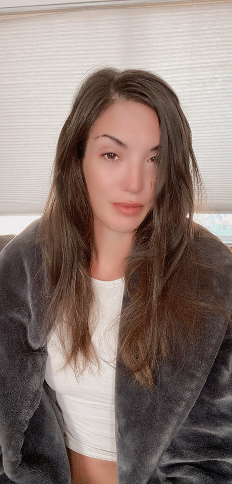 iamnotyoursub sexy actress photos