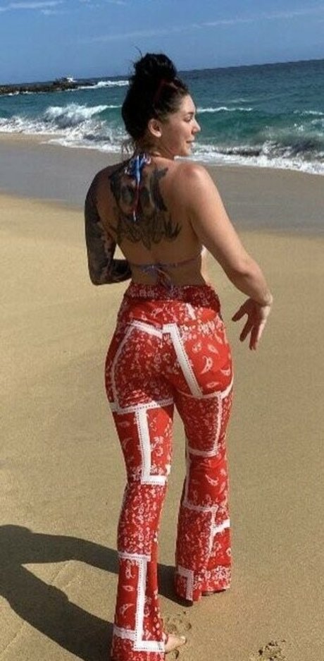 Youcancallmewenny star erotic images