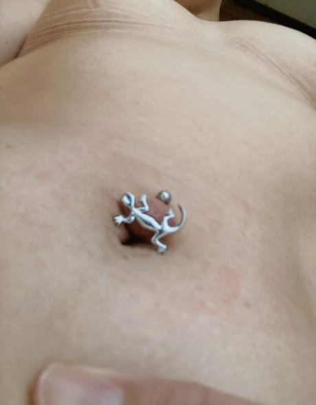 oshiri punipuni model exclusive picture