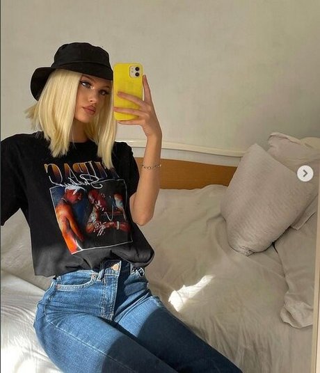 blondie angelika perfect model galleries