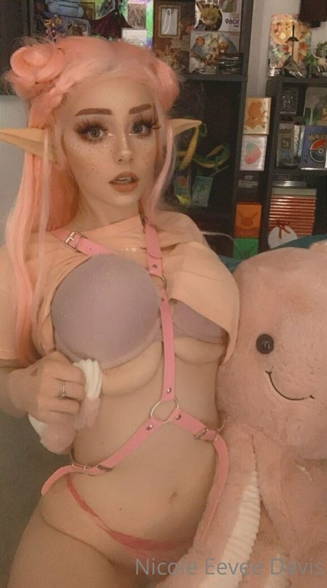 Nicoleeeveedavis pretty star pic