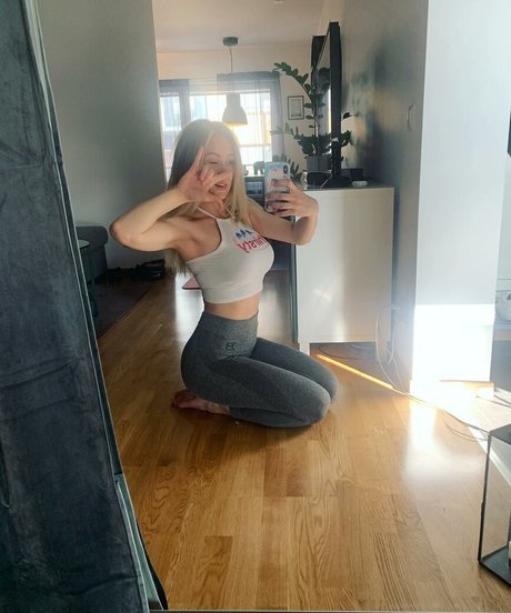 Kandyland pornstar hd galleries