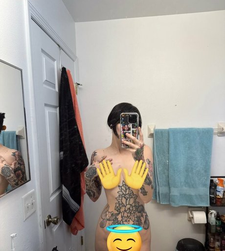 Mars girl nude model img