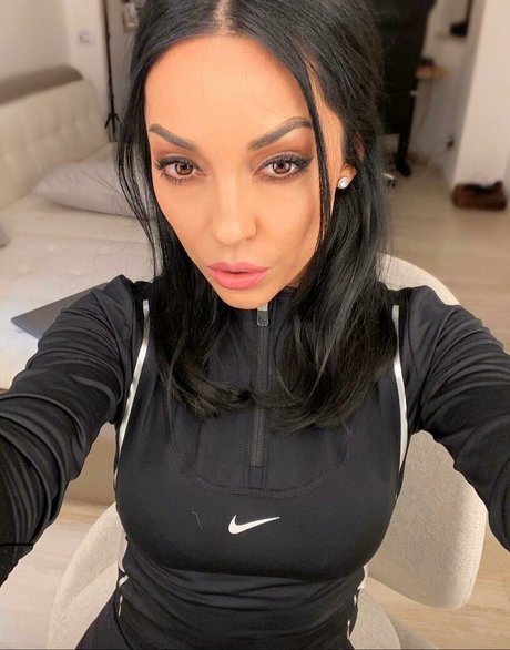 Bustyan pornstar high quality img