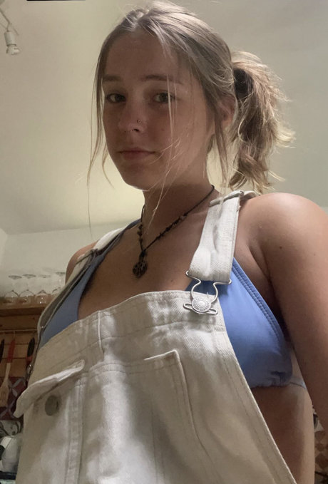 Peyton Coffee top star photo