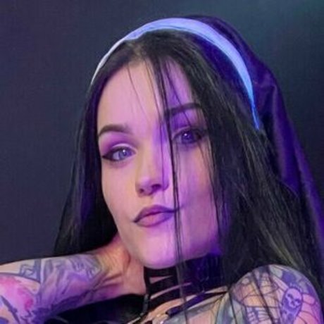 Lady Tish pornstar hot image