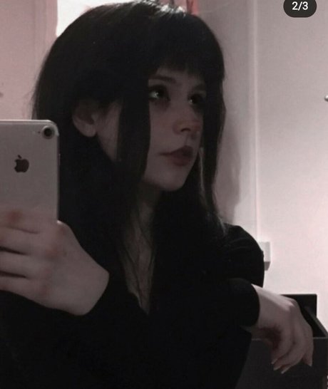 omviiix sex model photo