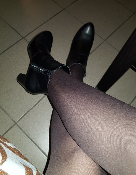 Ana Allabout star pretty galleries