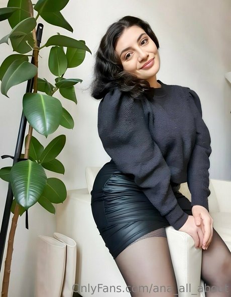 Ana Allabout pornstar photo