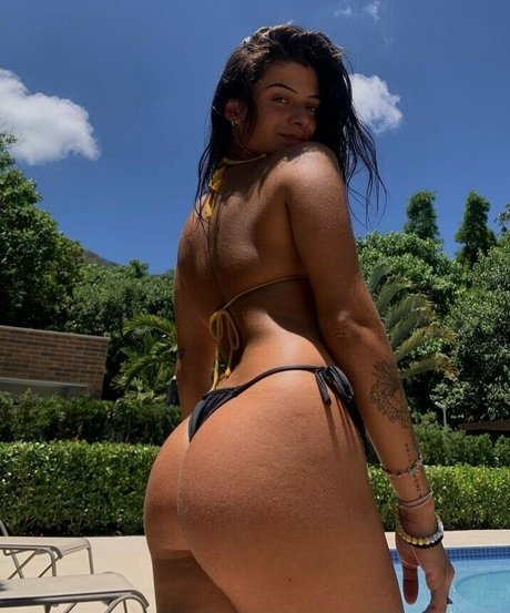 tavarezzzzzz art pornstar photos