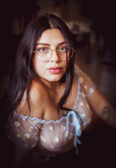 Andressakin xxx model image