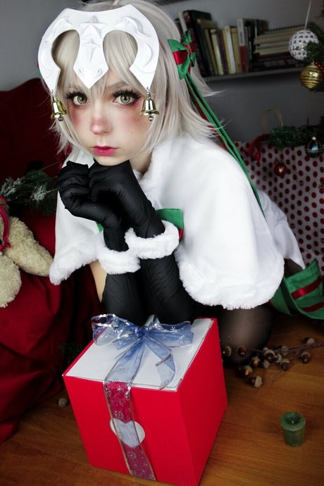 Himeecosplay pretty actress pic