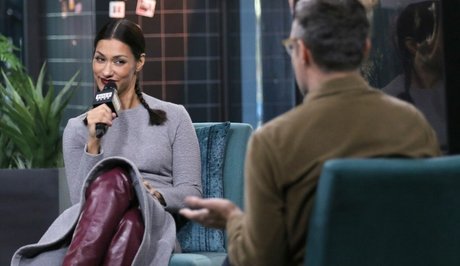 Janina Gavankar star pictures