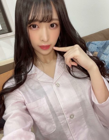 Naomi Majima adult star photo