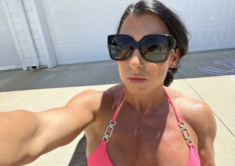 Tay Bae erotic pornstar galleries