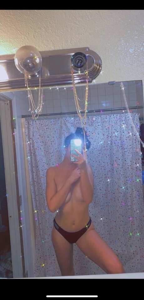 autumnmariexxxo model naked image