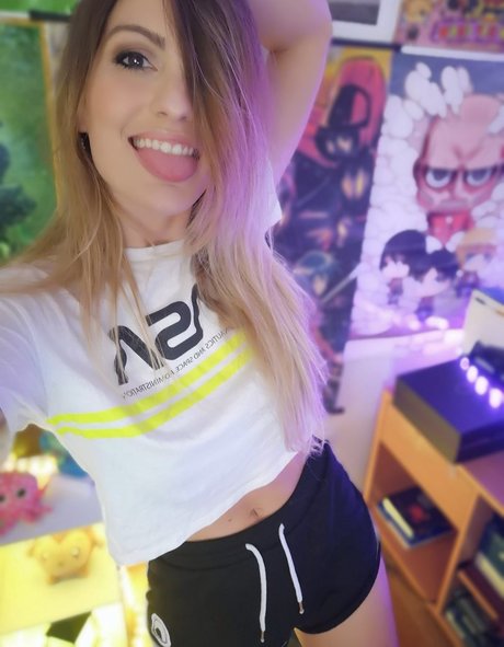 Iamcristinini pretty model pictures