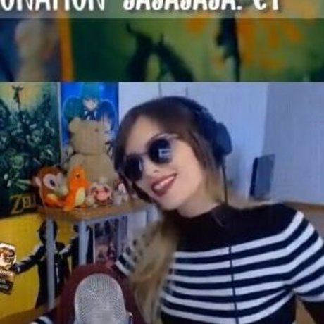 Iamcristinini top actress pictures