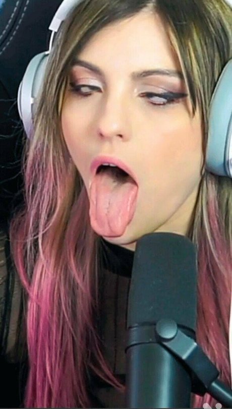 Iamcristinini star exclusive pic