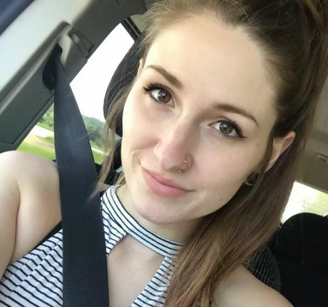 Blair Jordan exclusive model img