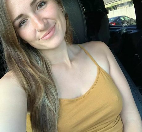 Blair Jordan model nude pic