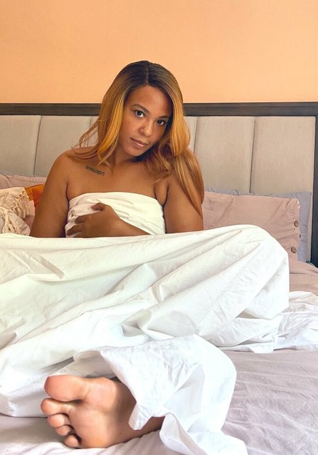 Wildheart ASMR high quality star photos