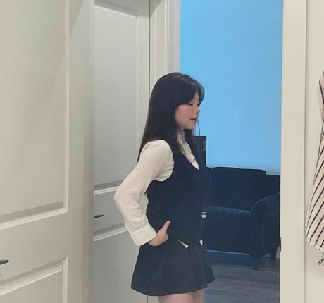 Julia Nakamura star nudes galleries