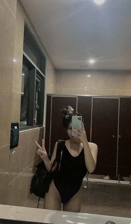 Suniebae profile pic