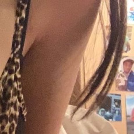 peachyjessy nice model pic