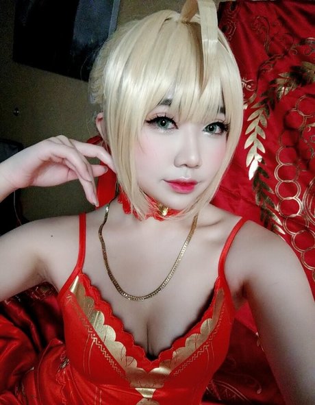 tsikyo porn star pic