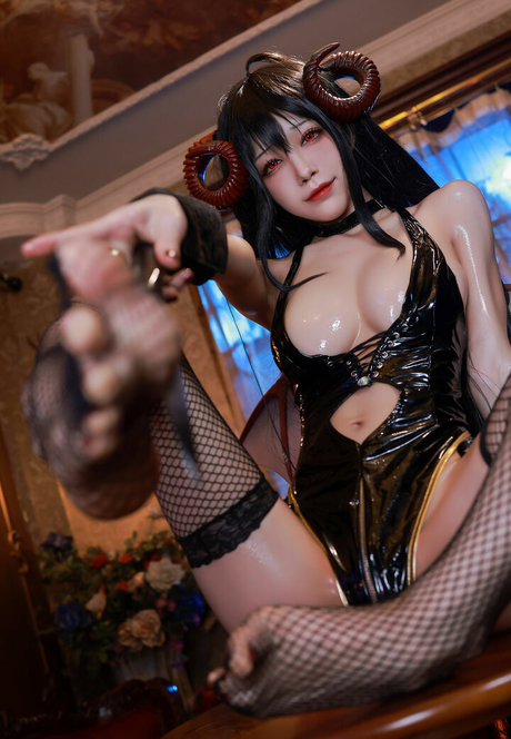 Miao Aqua porn model img