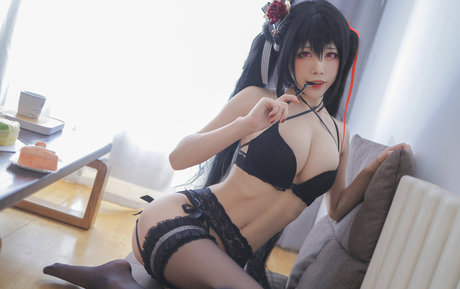 Miao Aqua sexy star galleries