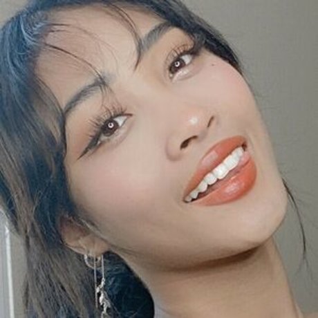 stan sumalee hot star image