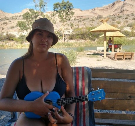 Agustina Doffo model nice archive