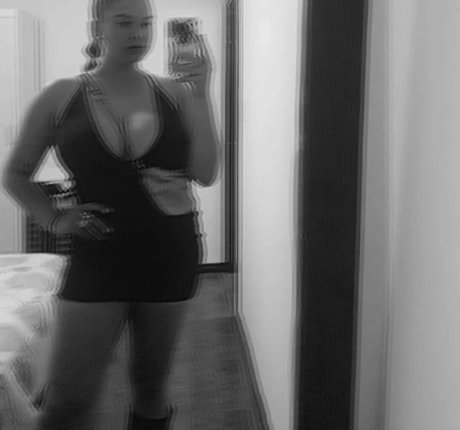 Agustina Doffo model nude picture